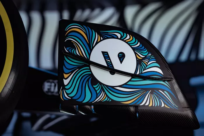 Dettaglio della livrea McLaren MCL36