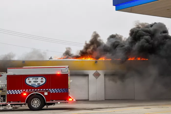 Incendio en la zona de garajes de Daytona