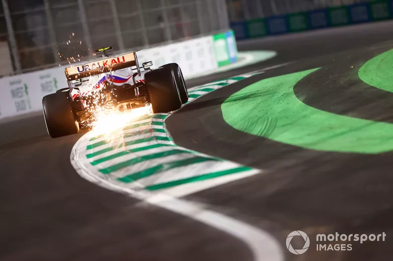 Mick Schumacher, Haas VF-21