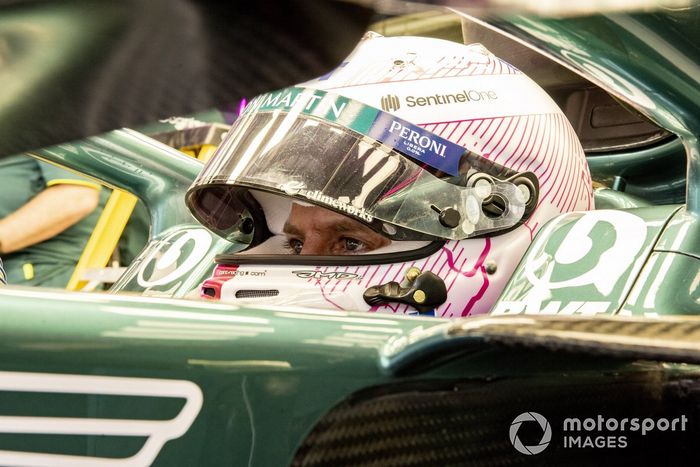 Sebastian Vettel, Aston Martin AMR21 