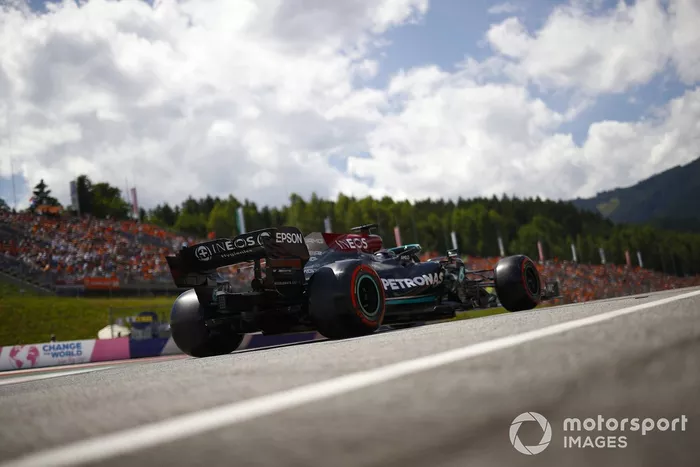 Lewis Hamilton, Mercedes W12