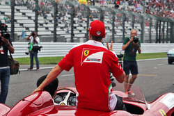 Sebastian Vettel, Ferrari lors de la parade des pilotes
