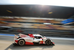 #5 Toyota Racing Toyota TS050 Hybrid: Ентоні Девідсон, Себастьян Буемі, Казукі Накадзіми