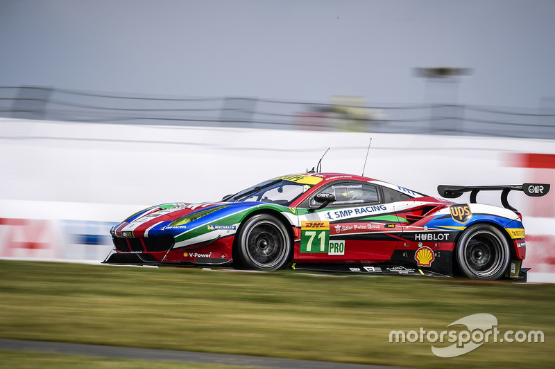 #71 AF Corse Ferrari 488 GTE: Davide Rigon, Sam Bird