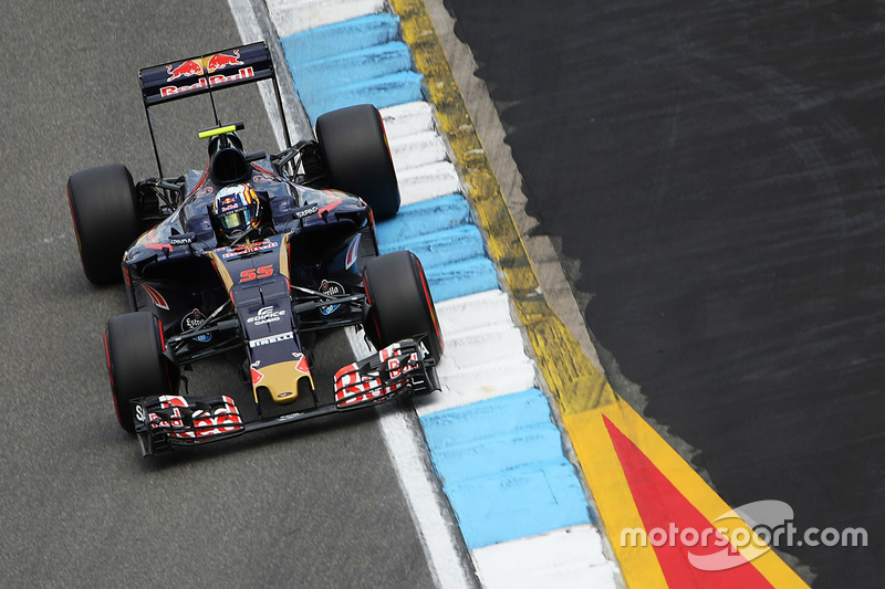 Carlos Sainz Jr., Scuderia Toro Rosso STR11