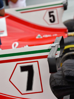Aileron du capot moteur de la Ferrari SF70H