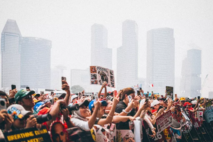 Fans gathered at the stage