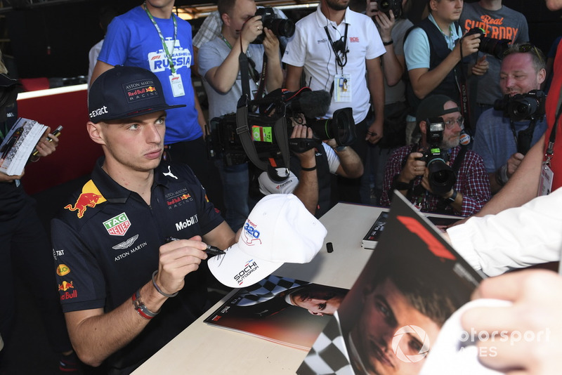 Az Orosz Nagydíj rajongói Szocsiból - F1 2018