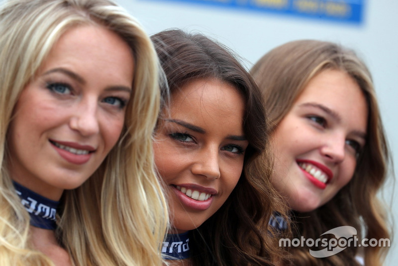 Grid girl
