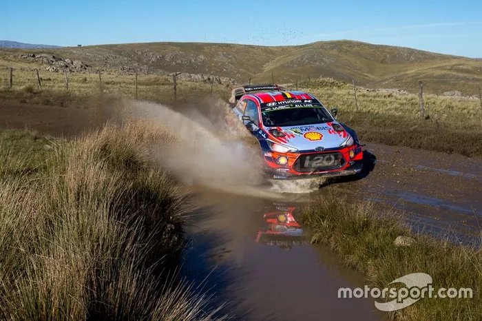 Thierry Neuville, Nicolas Gilsoul, Hyundai Motorsport Hyundai i20 Coupe WRC