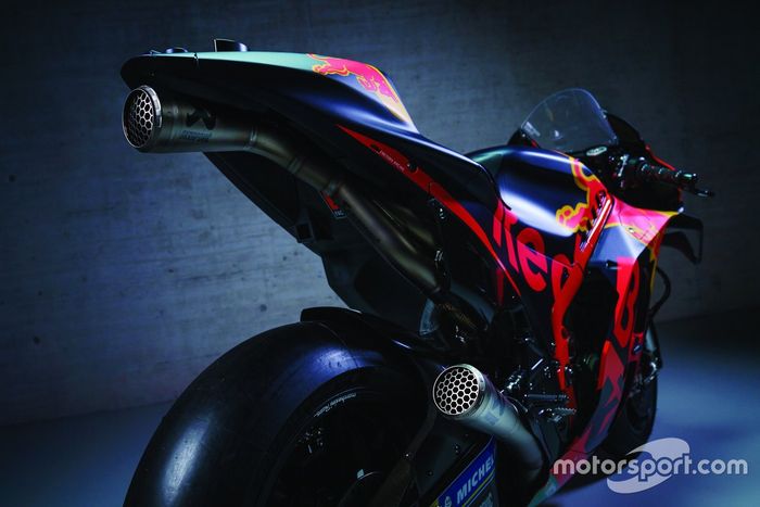 Red Bull KTM Factory Racing RC16