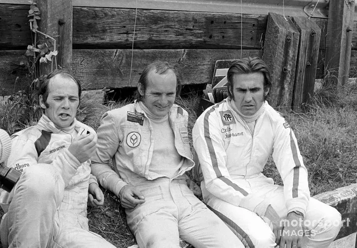 Peter Gethin, Mike Hailwood y Carlos Reutemann
