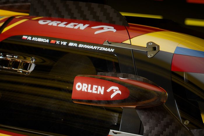 #83 AF Corse Ferrari 499P: Robert Kubica, Yifei Ye, Robert Shwartzman 