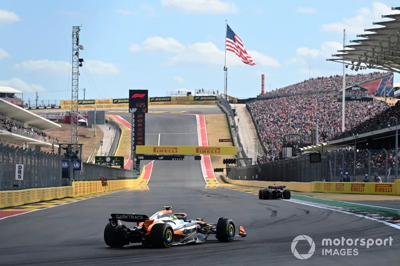 マックス・フェルスタッペン（レッドブル・レーシングRB20）, ランド・ノリス（マクラーレンMCL38
