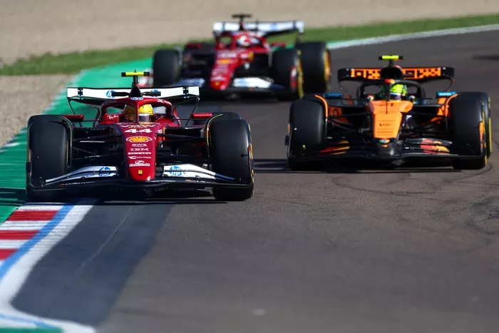 Charles Leclerc, Ferrari, Lewis Hamilton, Ferrari, Lando Norris, McLaren