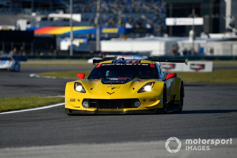 #4 Corvette Racing Corvette C7.R, GTLM: Oliver Gavin, Tommy Milner, Marcel Fassler