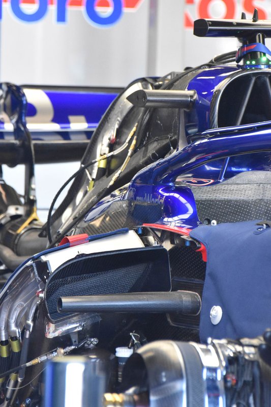 Detalle de la carrocería del Scuderia Toro Rosso STR14