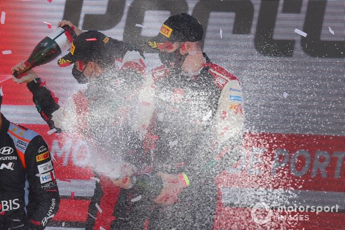 Podio: Elfyn Evans, Scott Martin, Toyota Gazoo Racing WRT Toyota Yaris WRC