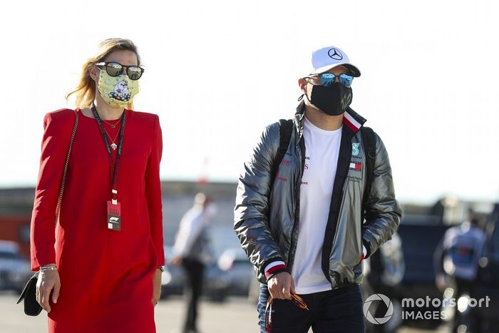 Tiffany Cromwell y Valtteri Bottas, Mercedes-AMG F1 