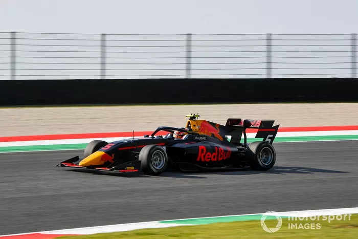 Liam Lawson, Hitech Grand Prix 