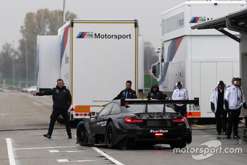 Bruno Spengler testet den BMW M4 DTM 2.0 Turbomotor