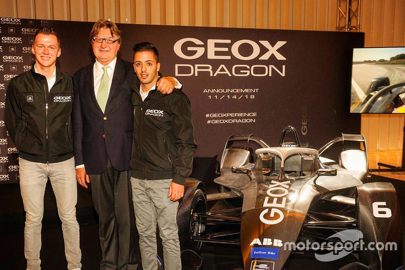 Maximilian Günther y Antonio Fuoco con Mario Moretti Polegato, Presidente y Fundador de GEOX.