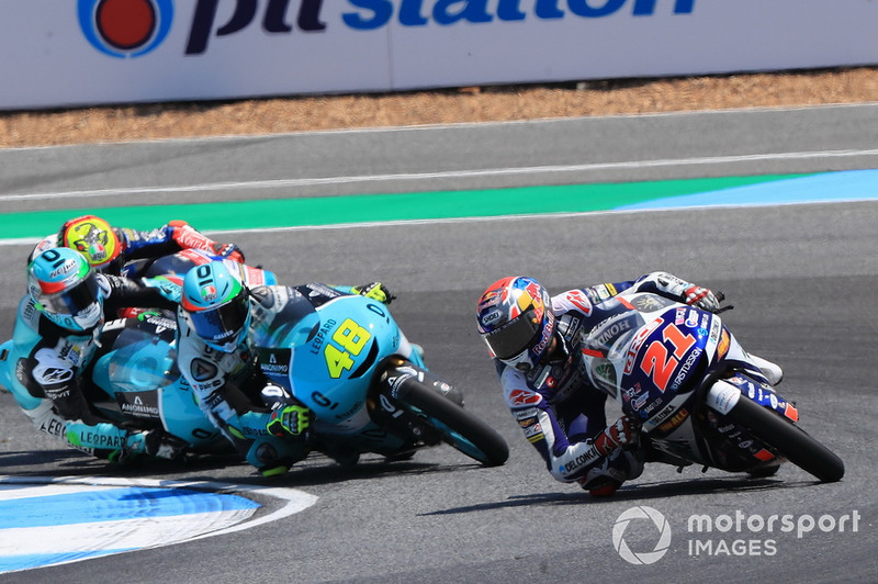 Fabio Di Giannantonio, Del Conca Gresini Racing Moto3 precede, Enea Bastianini, Leopard Racing e Marco Bezzecchi, Prustel GP