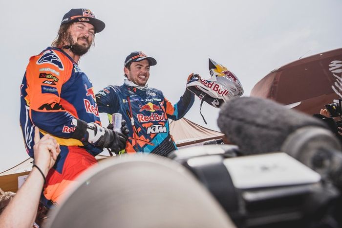 #1 Red Bull KTM Factory Team: Matthias Walkner, Toby Price