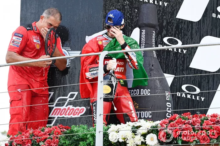 Podio: ganador Francesco Bagnaia, Equipo Ducati