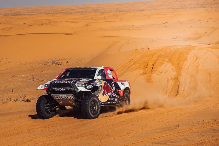 #200 Toyota Gazoo Racing Toyota: Nasser Al-Attiyah, Mathieu Baumel