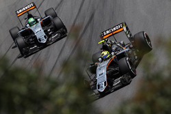 Серхіо Перес, Sahara Force India F1 VJM09 випереджає товариша по команді Ніко Хюлькенберга, Sahara F