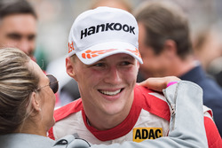 Yarış galibi Maximilian Günther, Prema Powerteam Dallara F317 - Mercedes-Benz