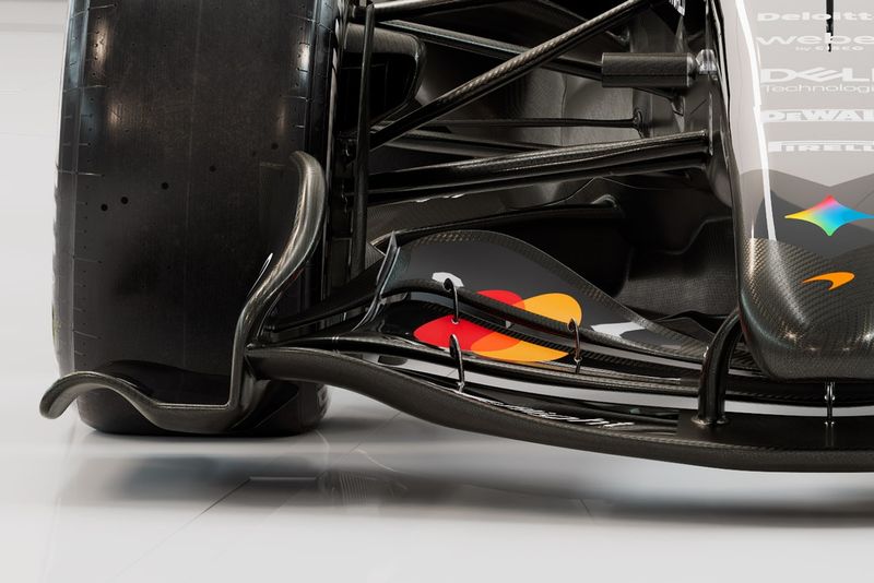 McLaren MCL40 Livrée pour les essais à Barcelone 