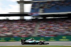 Lewis Hamilton, Mercedes AMG F1 W07 Hybrid