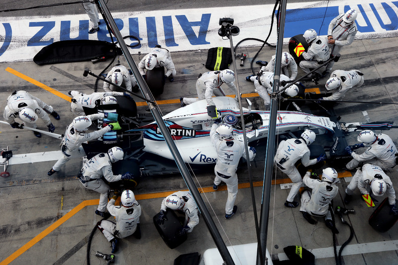 Boxenstopp: Valtteri Bottas, Williams FW38 Mercedes