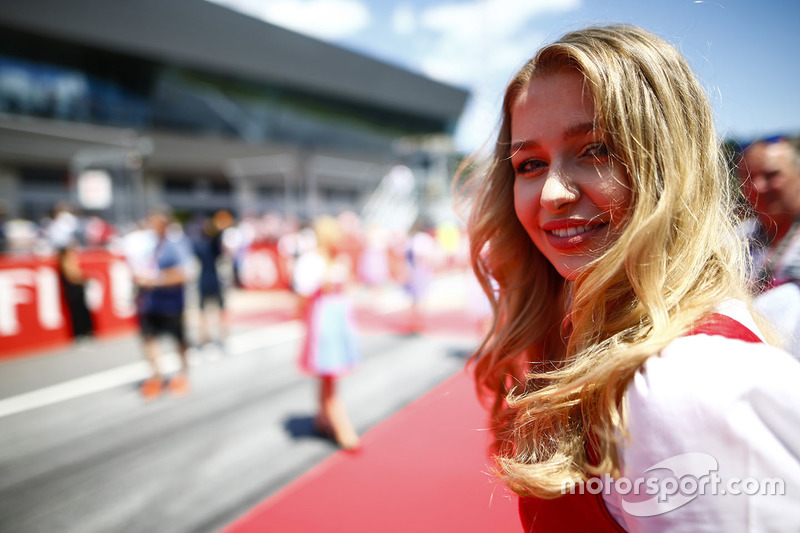 Grid girl