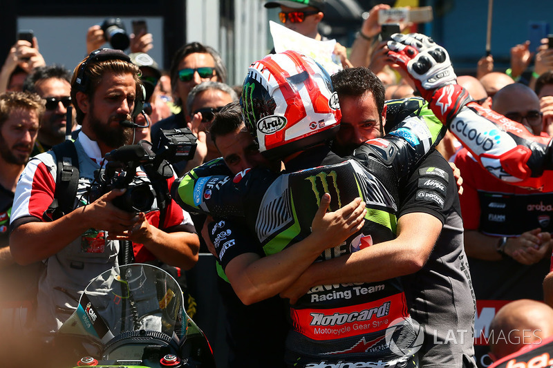 L'auteur du doublé, Jonathan Rea