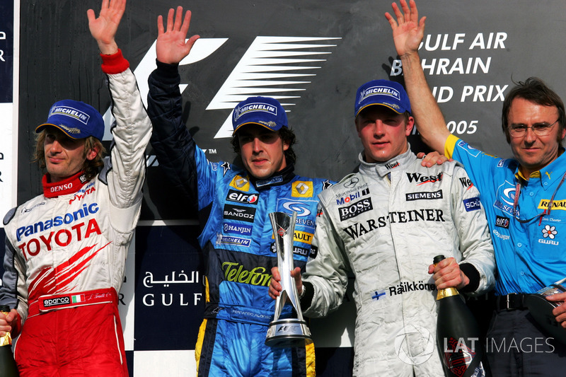 Podium: second place Jarno Trulli Toyota, Race winner Fernando Alonso, Renault F1 Team, third place Kimi Raikkonen, McLaren