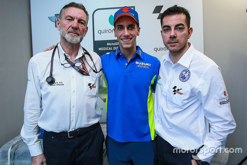 Alex Rins, Team Suzuki MotoGP, Dr Angel Charte, MotoGP Medical Director, Dr Michele Zasa, Clinica Mobile