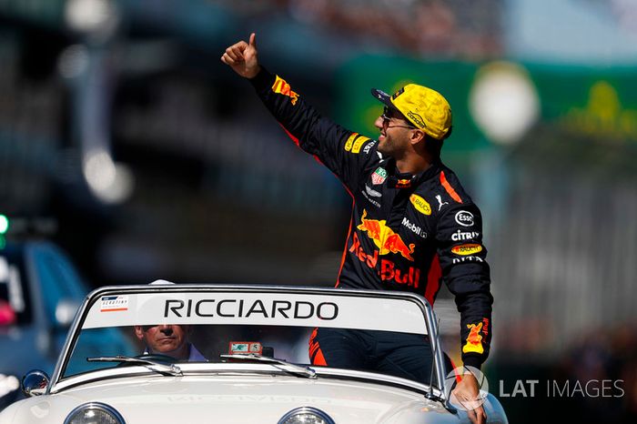 Daniel Ricciardo, Red Bull Racing, en el desfile de pilotos