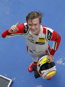 Race winner Callum Ilott, Prema Powerteam, Dallara F317 - Mercedes-Benz