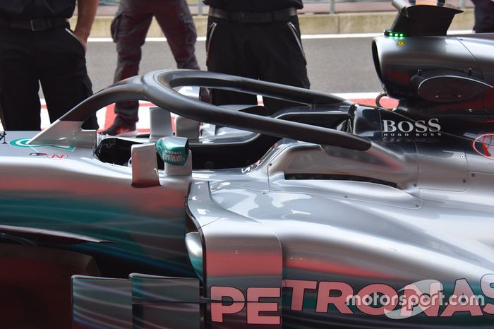 Mercedes-Benz F1 W08 con el Halo