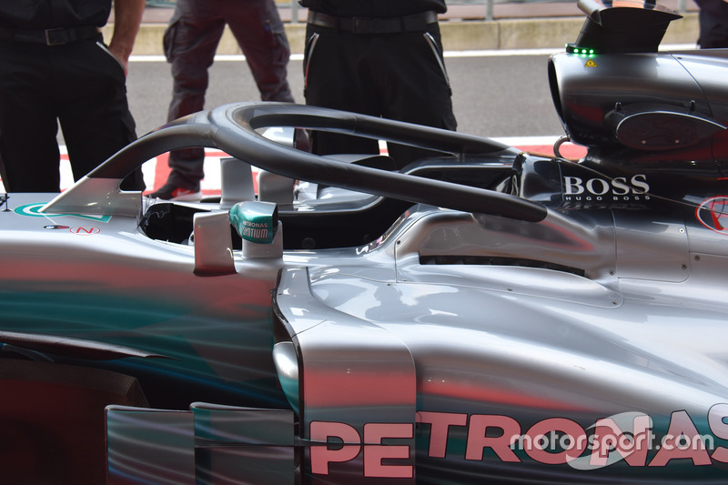 El Mercedes-Benz F1 W08 con el Halo