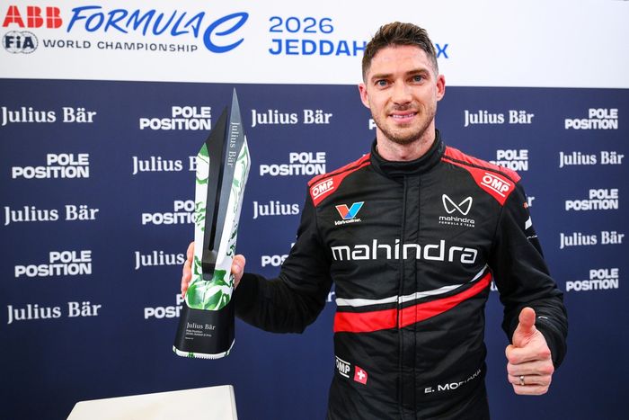 Pole position qualifier Edoardo Mortara, Mahindra Racing