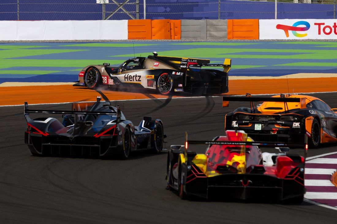 #38 Cadillac Hertz Team Jota Cadillac V-Series.R: Earl Bamber, Sebastien Bourdais, Jenson Button, wypadek