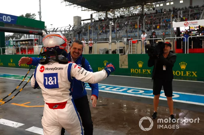 Pole man Kevin Magnussen, Haas F1 Team, celebrates with Guenther Steiner, Team Principal, Haas F1