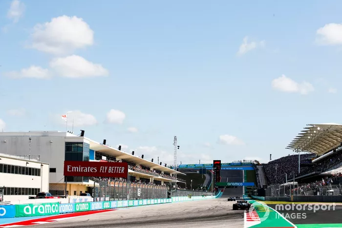 Lewis Hamilton, Mercedes W12