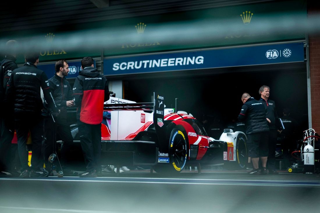 #6 Porsche Penske Motorsport Porsche 963: Kevin Estre, Laurens Vanthoor, Matt Campbell