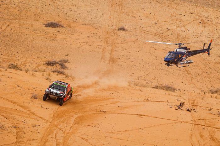 #303 Overdrive Toyota: Yazeed Al Rajhi, Dirk Von Zitzewitz