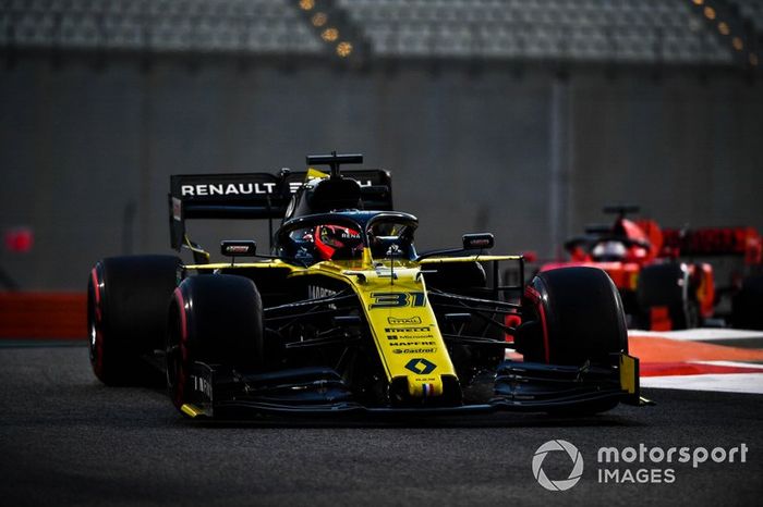 Esteban Ocon, Renault F1 Team R.S. 19